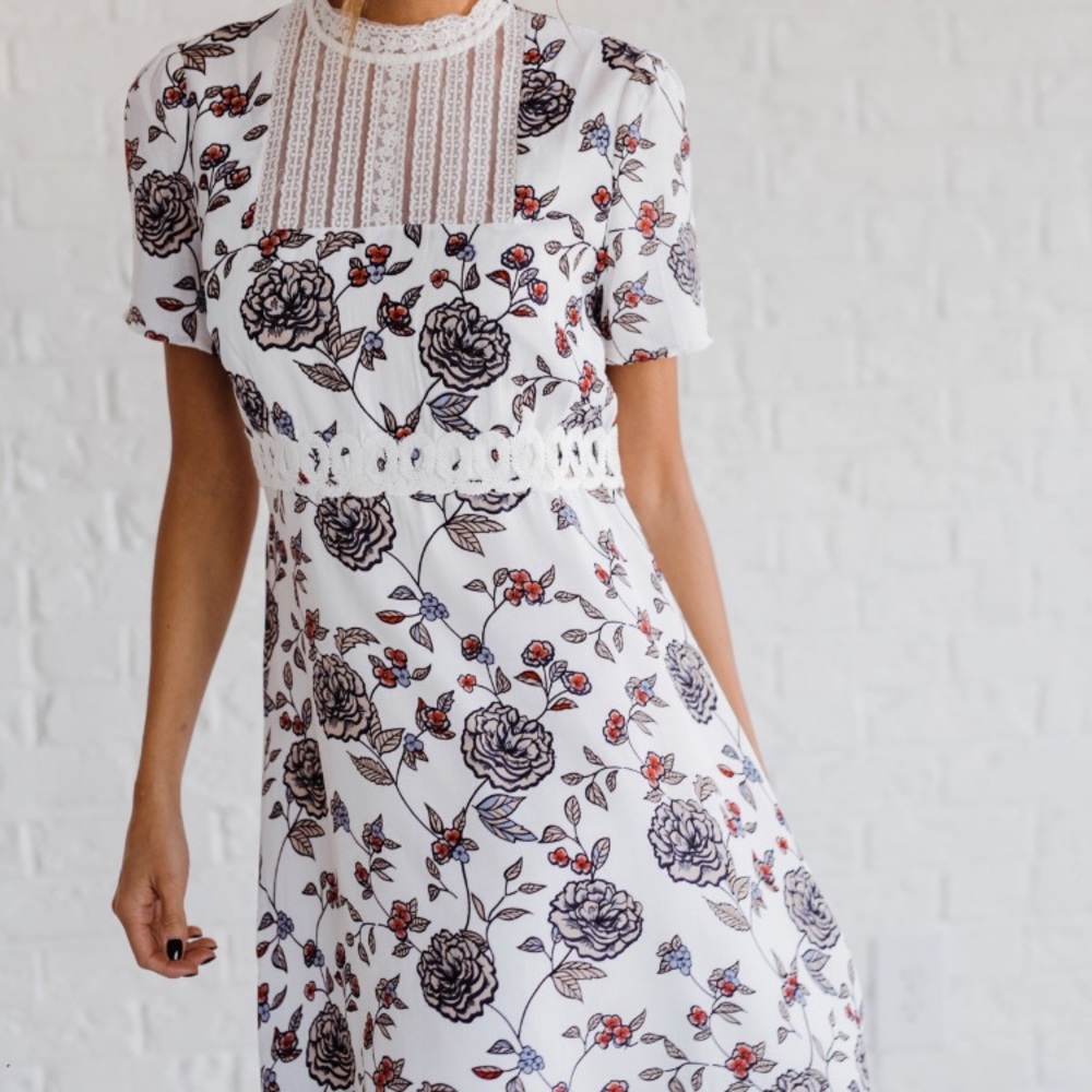 Floral Dress. NEW!